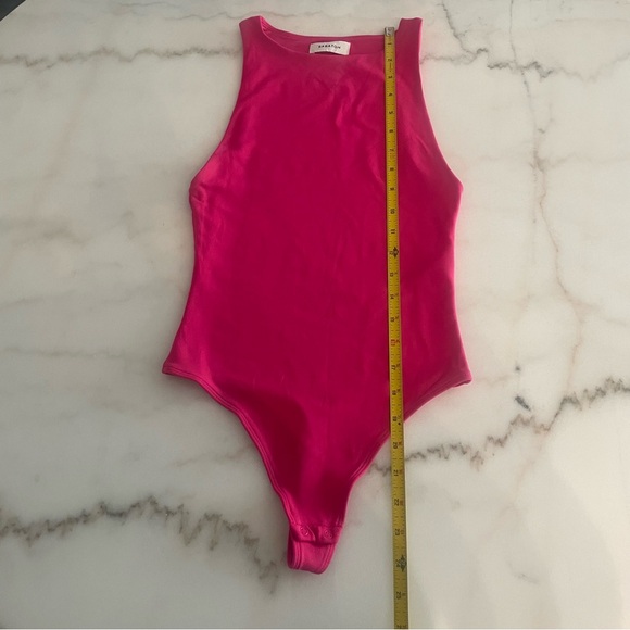 Babaton Aritzia BodySuit Womens XS Hot Pink Contour Sleeveless Thong Stretch 90s - Picture 4 of 8